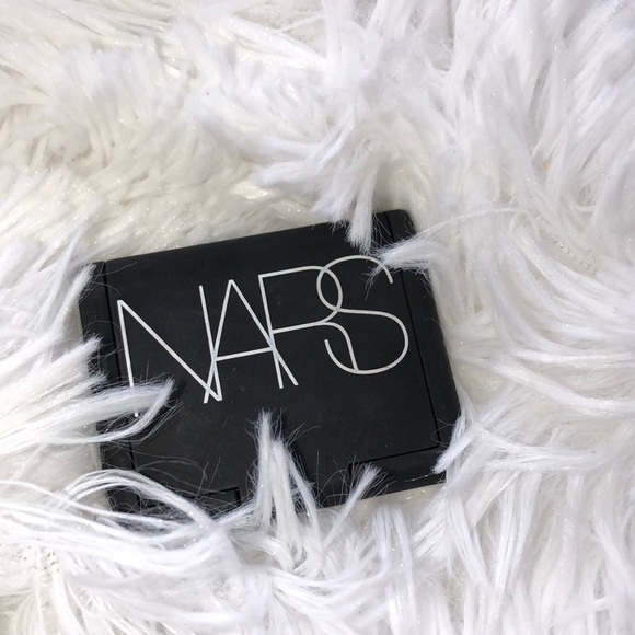 NARS eyeshadow or blush - Picture 3 of 4